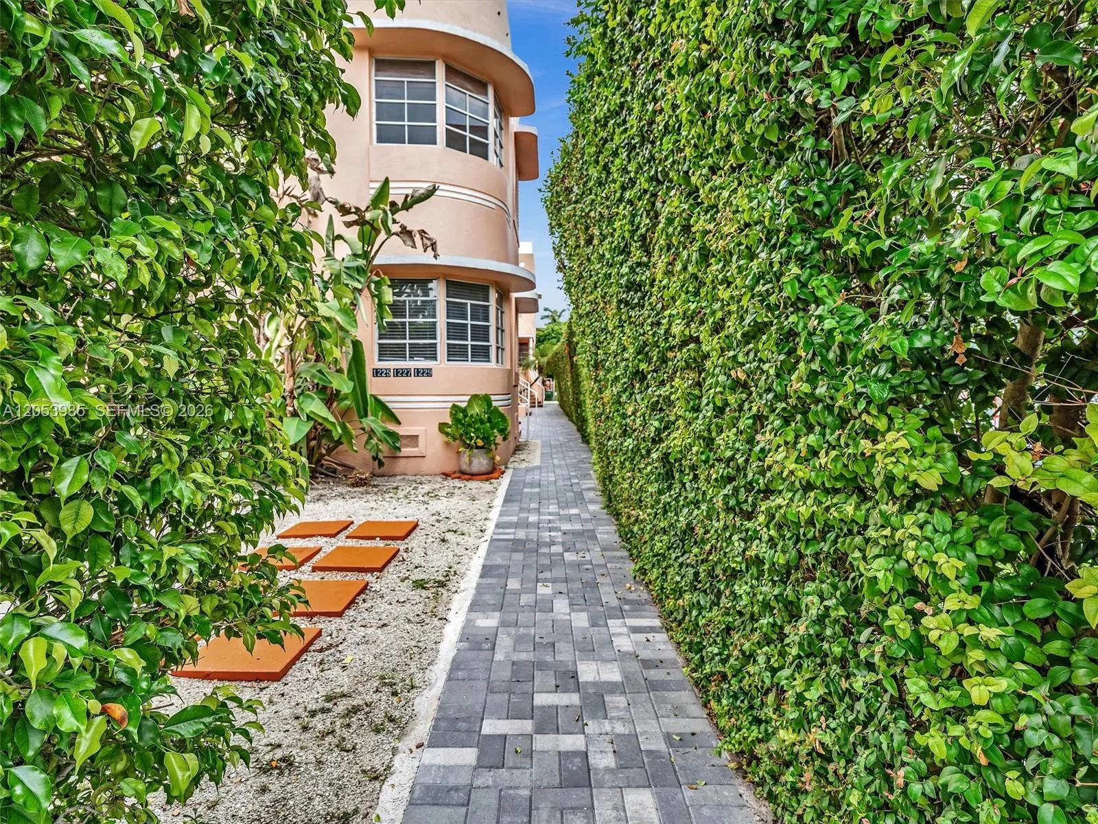 1225 Euclid Ave # 3, Miami Beach, FL 33139 photo 3