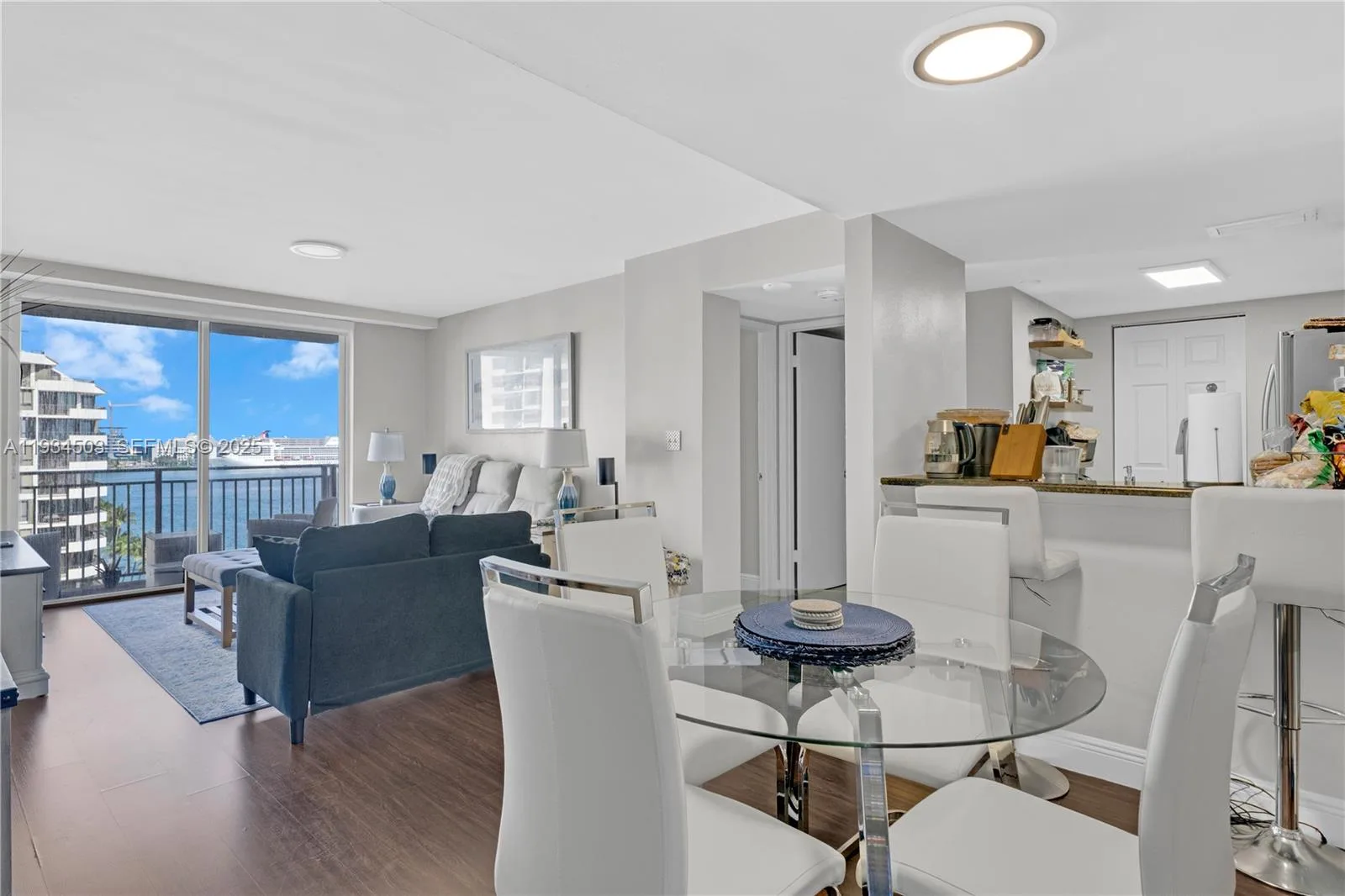 770 Claughton Island Dr # 1113, Miami, FL 33131 photo 8