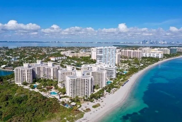 1111 Crandon Blvd # C902, Key Biscayne, FL 33149