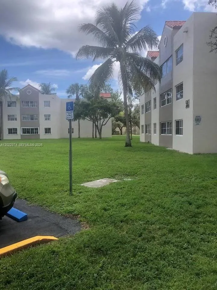 6155 NW 186th St # 209, Hialeah, FL 33015 photo 4