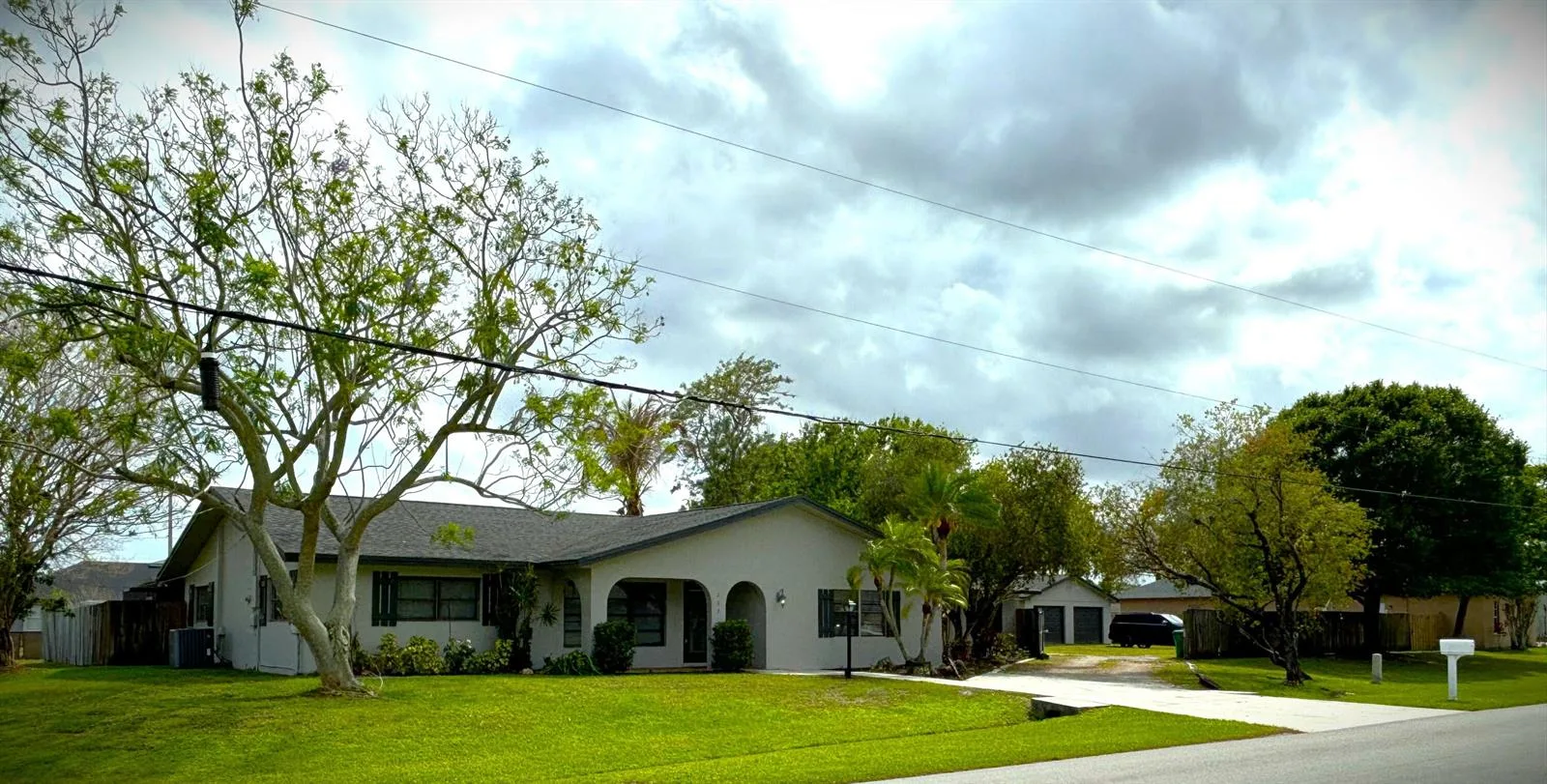 202 SW Crescent Avenue, Port St. Lucie, FL 34984