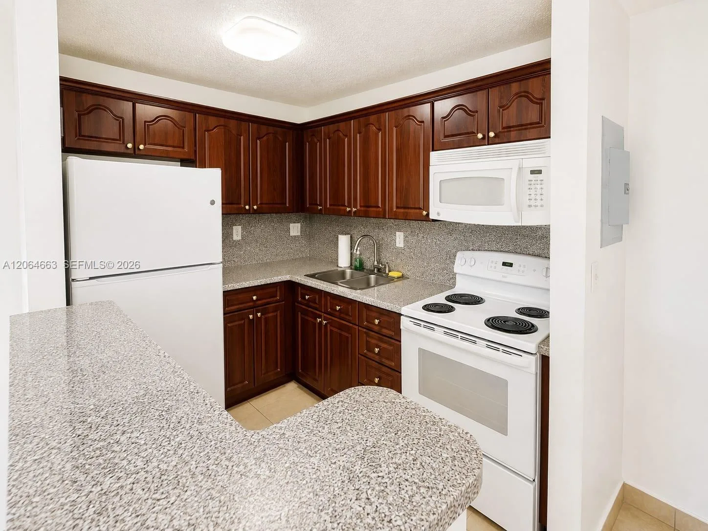 7235 NW 179th St # 212, Hialeah, FL 33015 photo 5