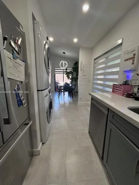 6308 NW 170th Ter, Hialeah, FL 33015 photo 3
