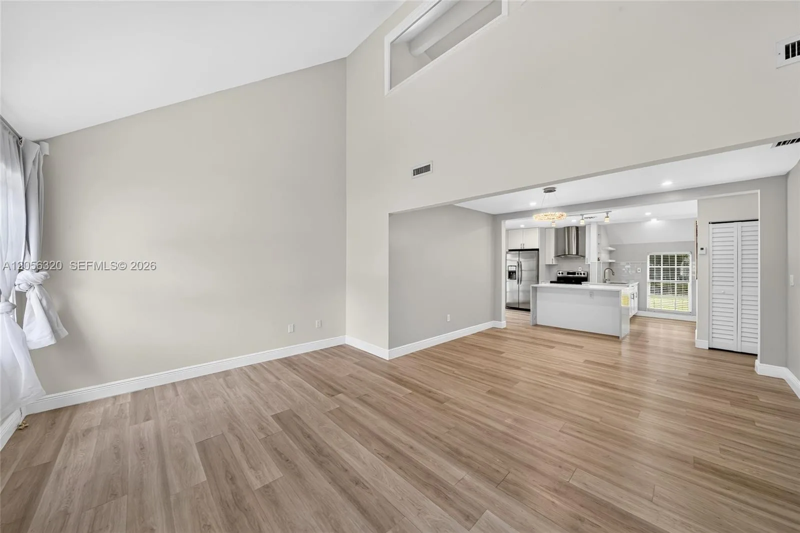 14843 SW 152nd Ter, Miami, FL 33187 photo 6