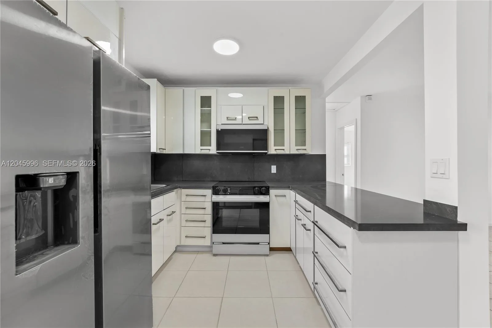 1201 NW 10th Pl, Fort Lauderdale, FL 33311 photo 5