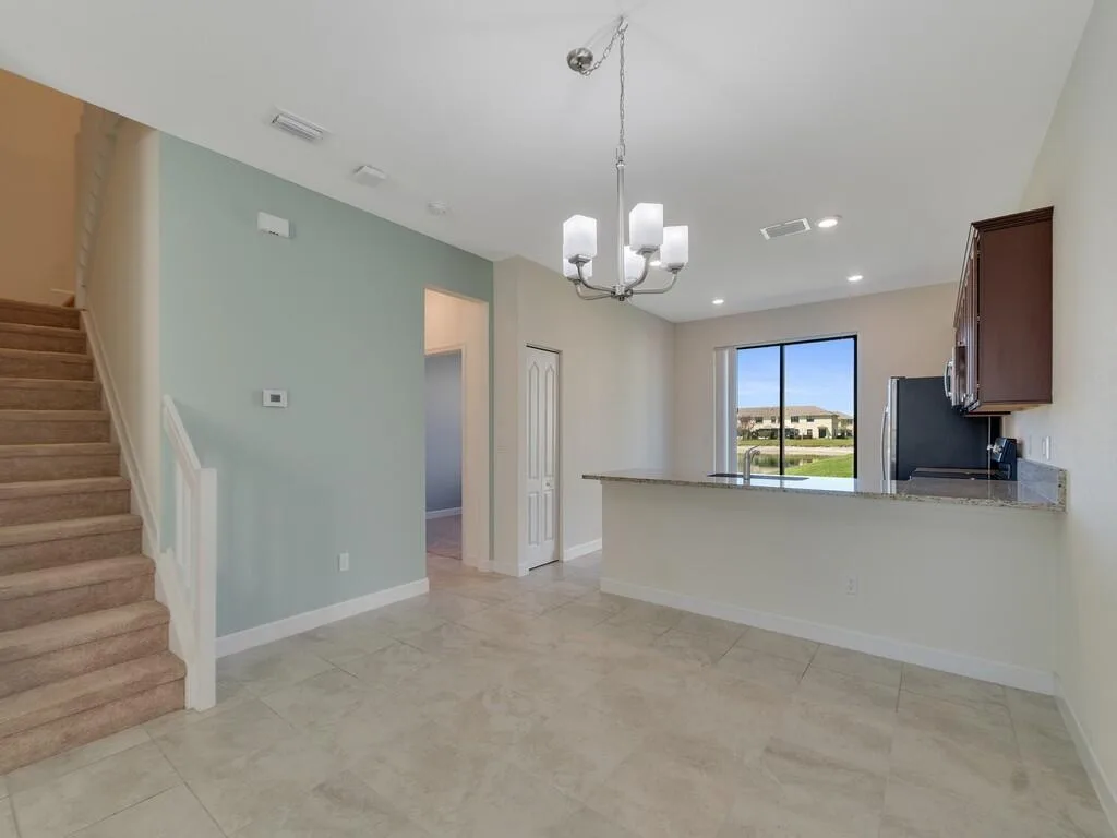 9878 E Villa Circle, Vero Beach, FL 32966 photo 2