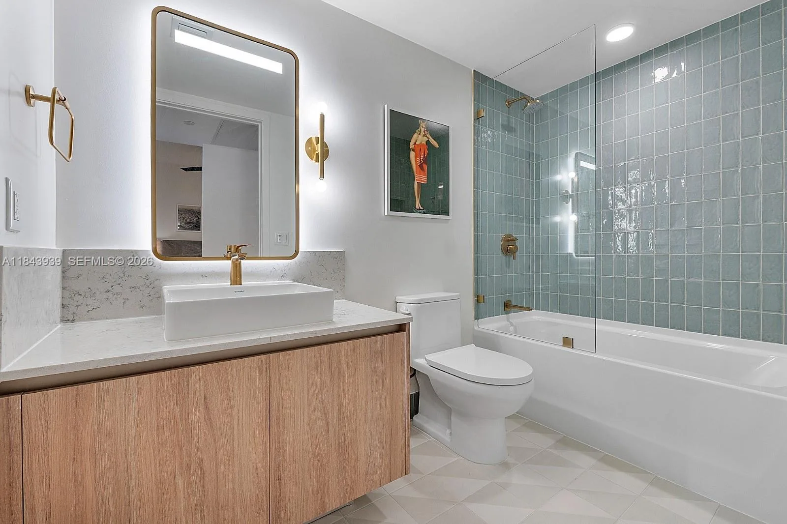 159 NE 6th St # 2903, Miami, FL 33132 photo 7