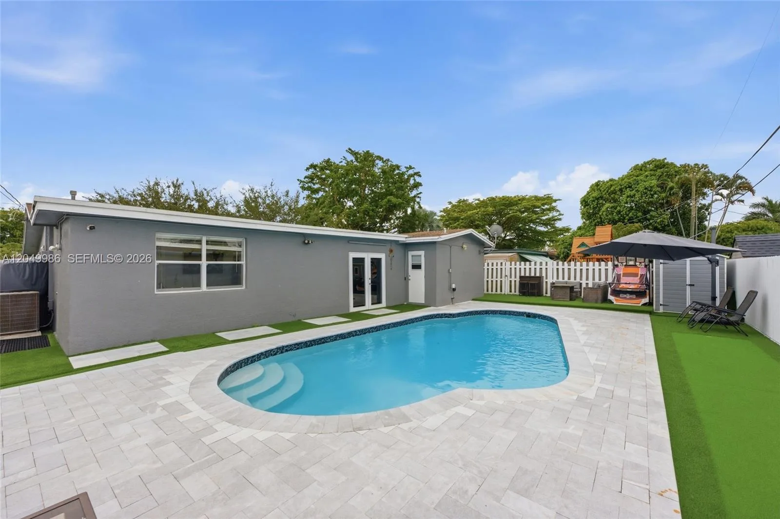 9771 NW 24th Pl, Sunrise, FL 33322