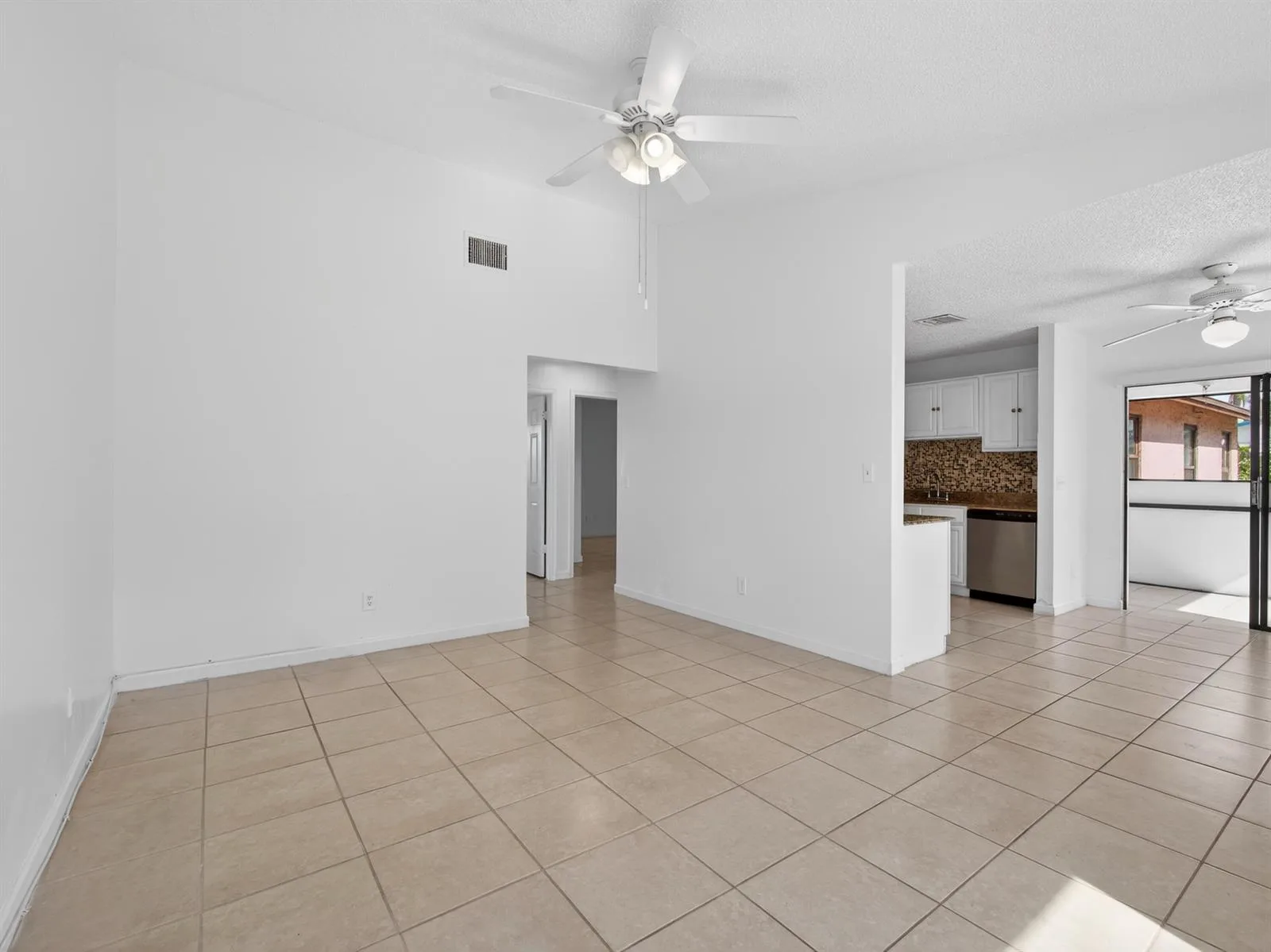 2548 Ida Way, West Palm Beach, FL 33415 photo 9
