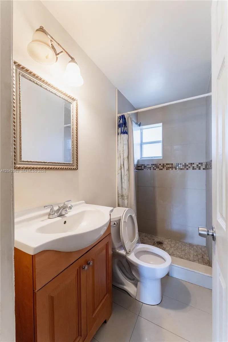 9265 SW 38th St, Miami, FL 33165 photo 9