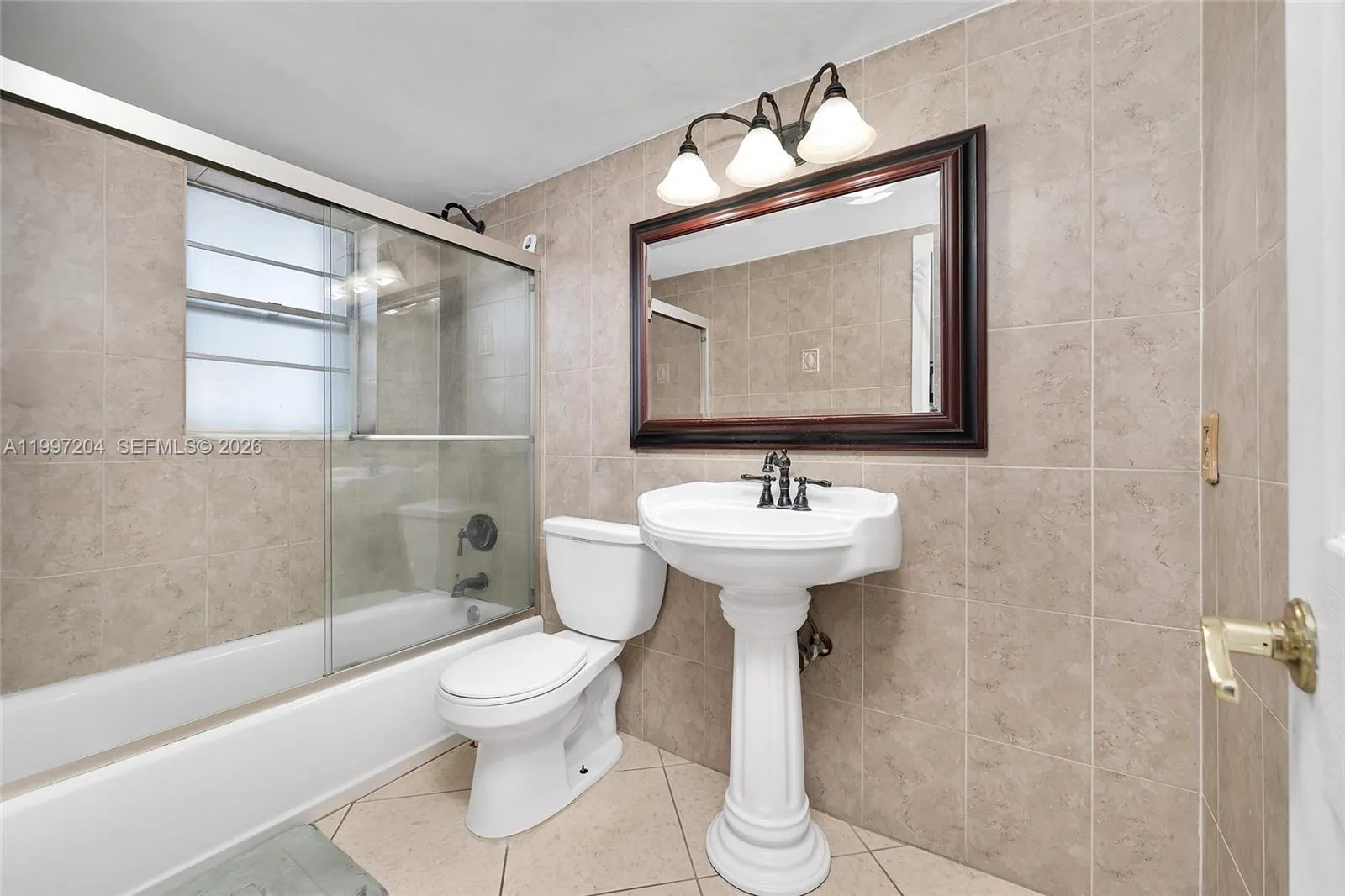 7620 Carlyle Ave # 204, Miami Beach, FL 33141 photo 4