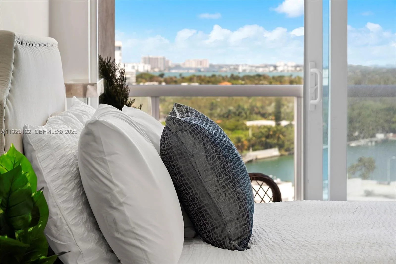 3801 Collins Ave # 1602, Miami Beach, FL 33140 photo 11