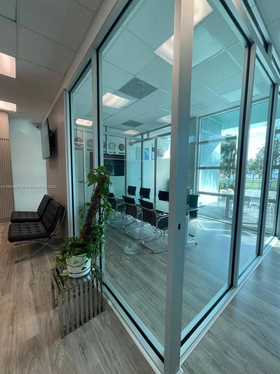 1900 N Bayshore Dr # 1A, Miami, FL 33132 photo 6