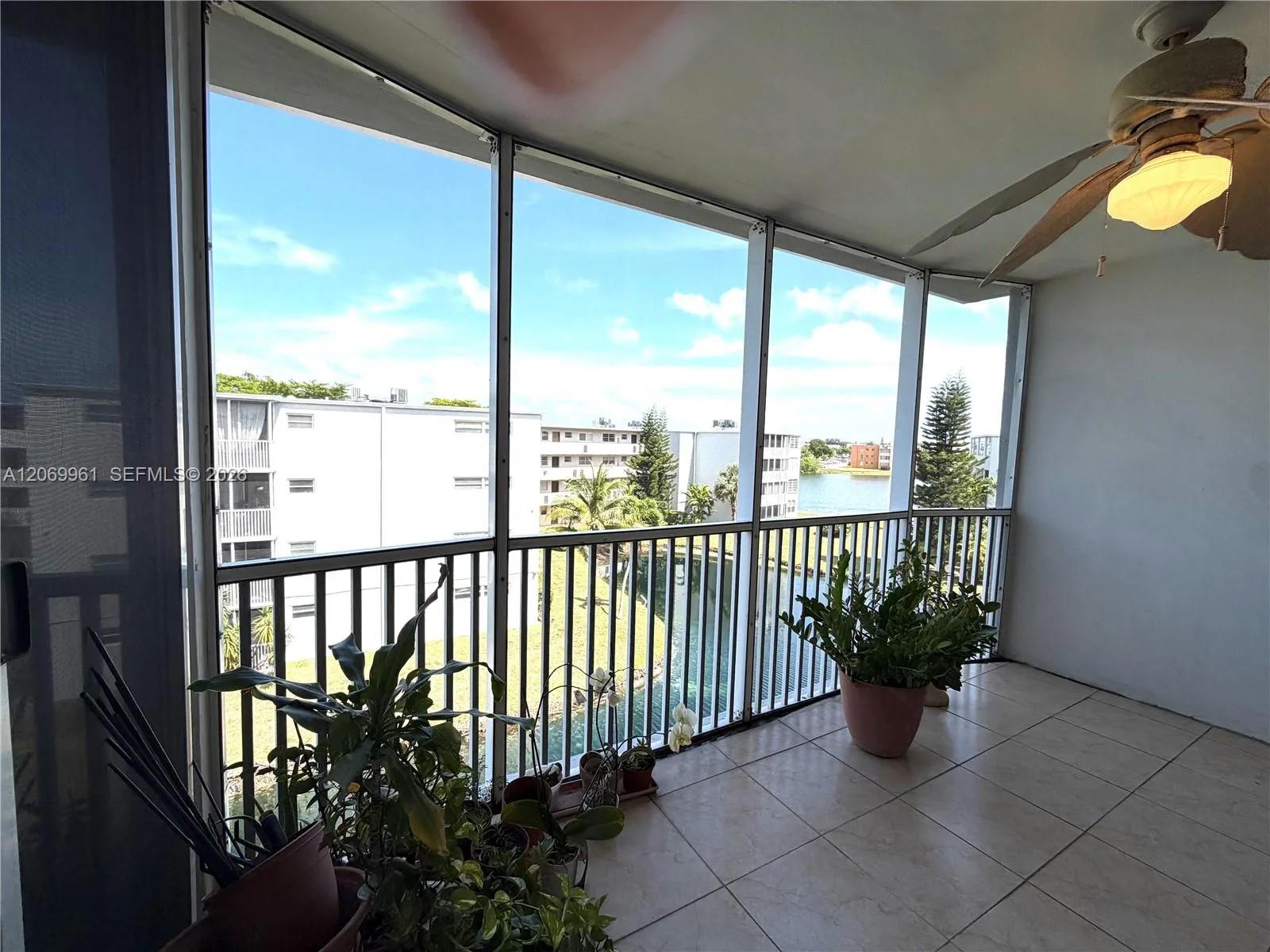 1660 NE 191st St # 406-1, Miami, FL 33179 photo 13