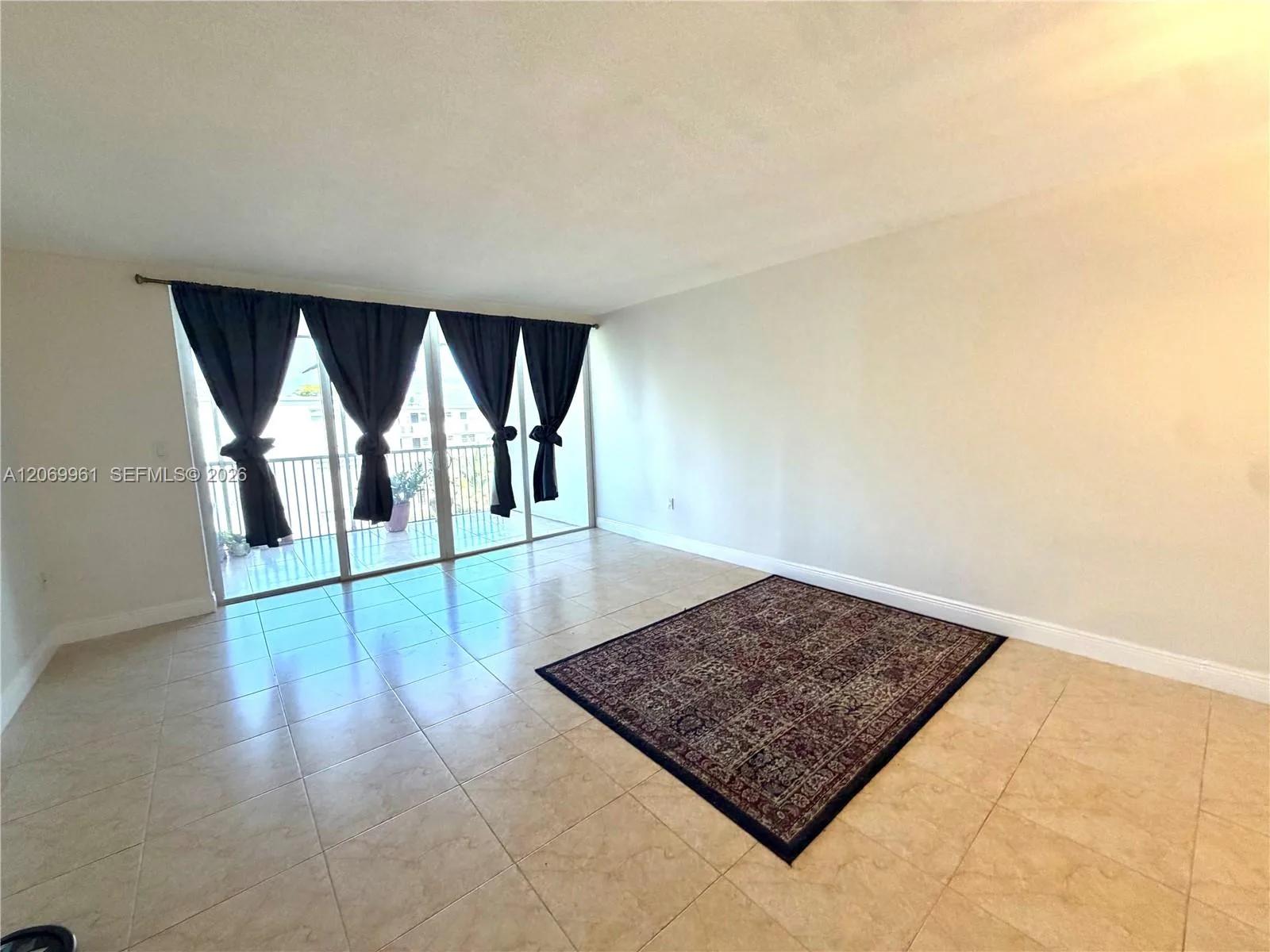 1660 NE 191st St # 406-1, Miami, FL 33179 photo 5