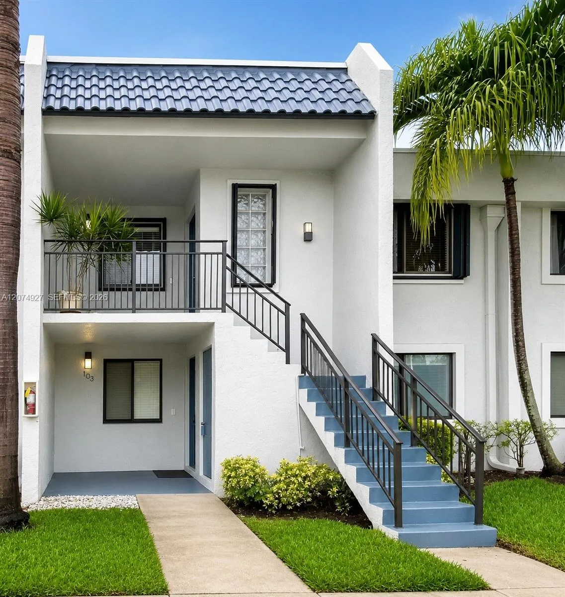 16511 Blatt Blvd # 103, Weston, FL 33326
