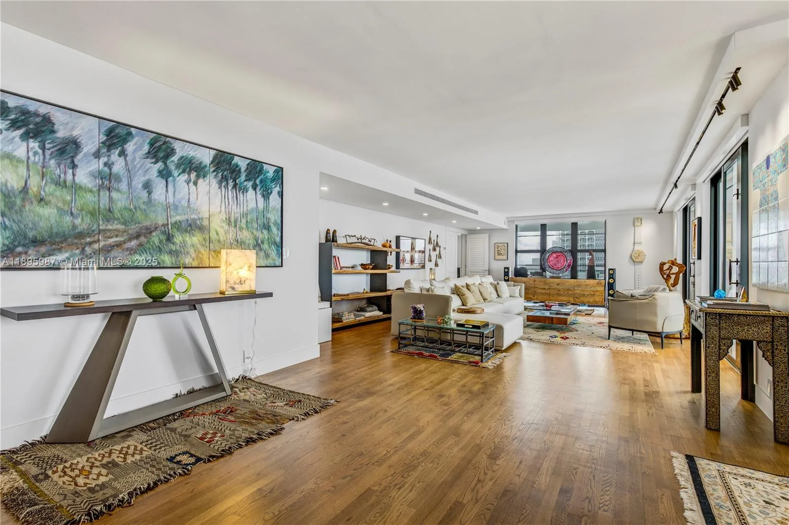 5500 Collins Ave # 1104, Miami Beach, FL 33140