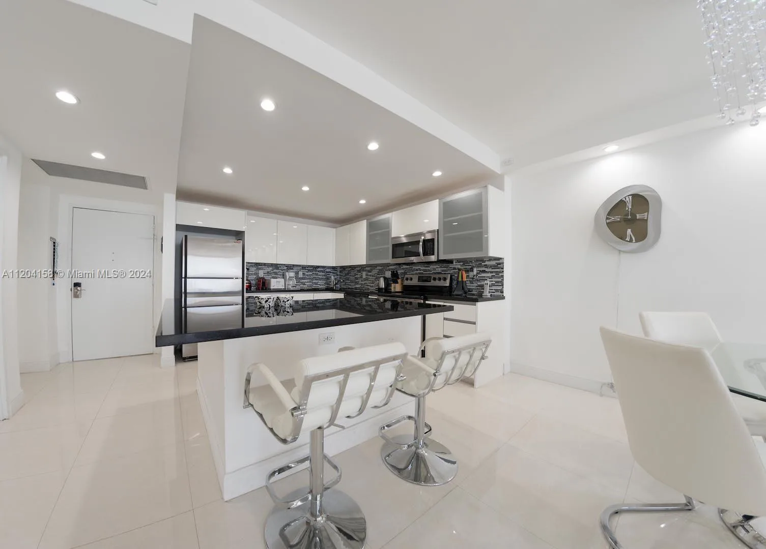 5601 Collins Ave # 1603, Miami Beach, FL 33140 photo 9