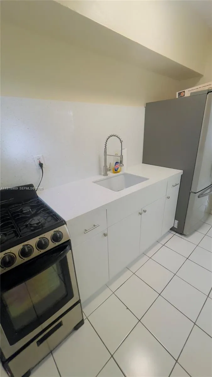 807 86th St # 801, Miami Beach, FL 33141 photo 4