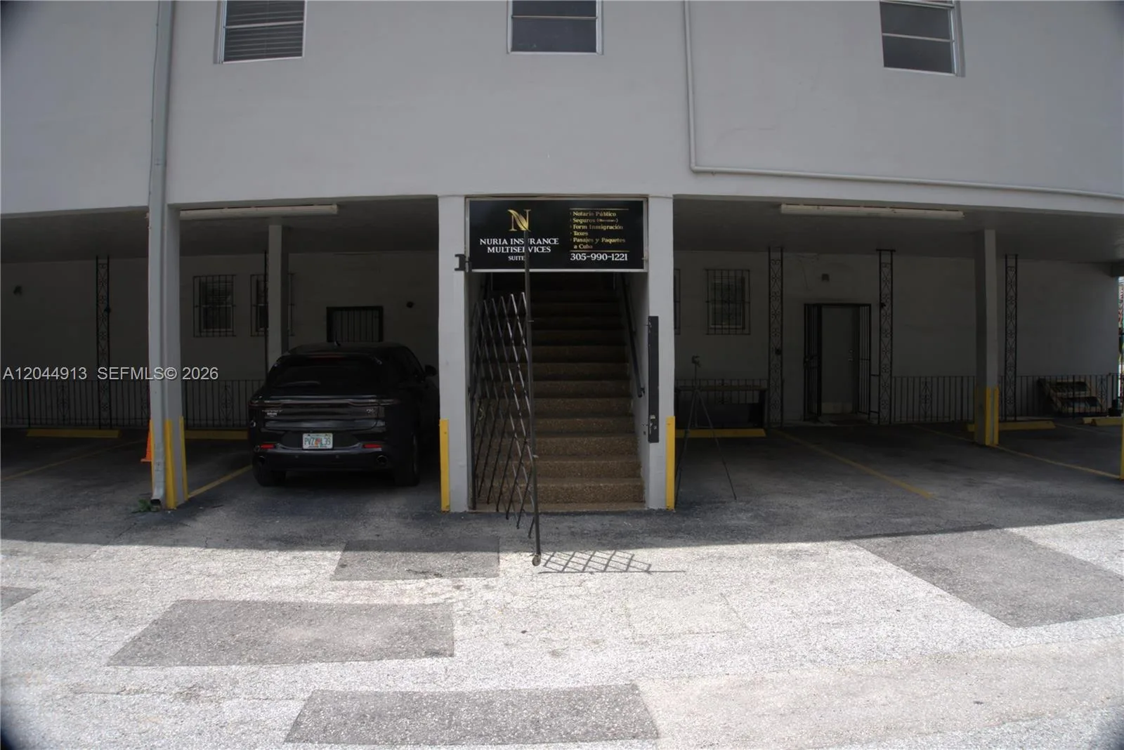 2433 NW 7th St, Miami, FL 33125 photo 10