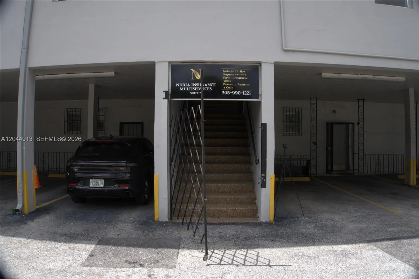 2433 NW 7th St, Miami, FL 33125 photo 12