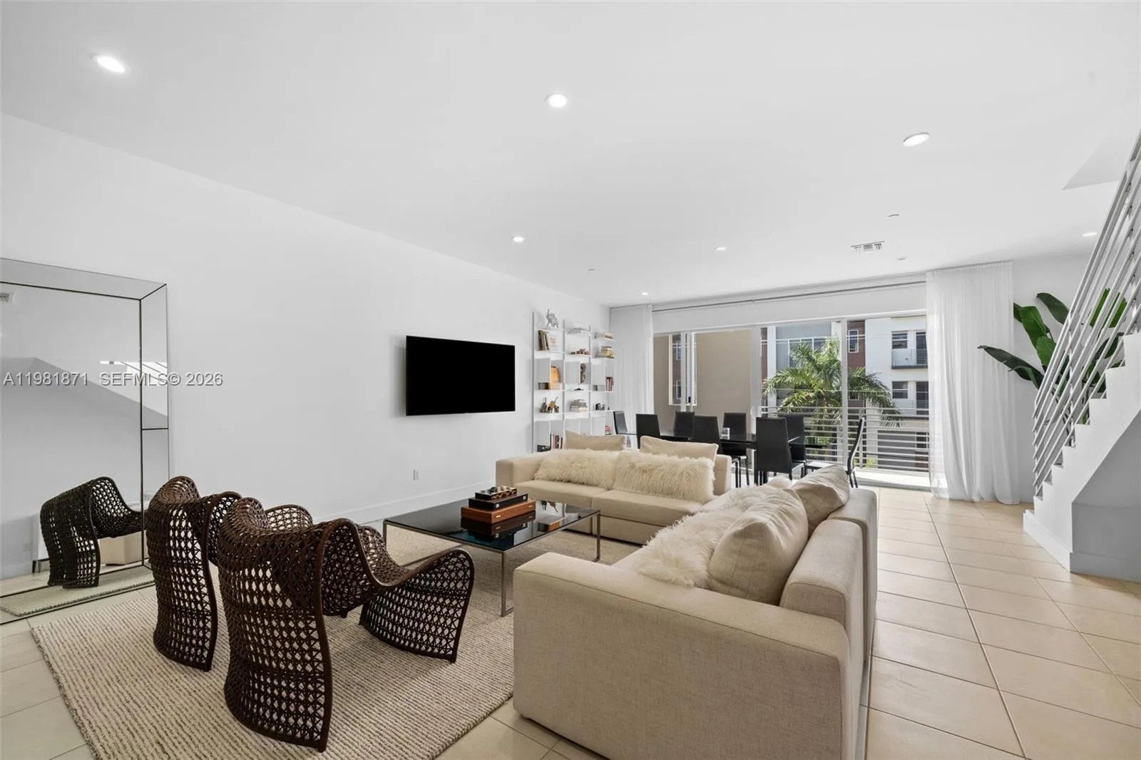 1034 NE 18th Ave # 205, Fort Lauderdale, FL 33304 photo 7