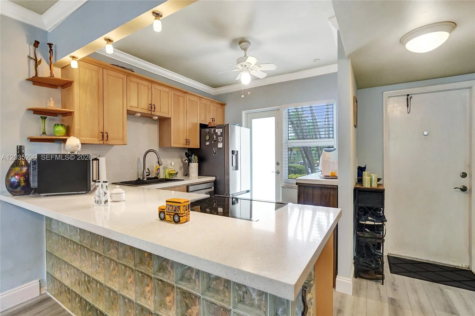 3181 S Ocean Dr # 107, Hallandale Beach, FL 33009