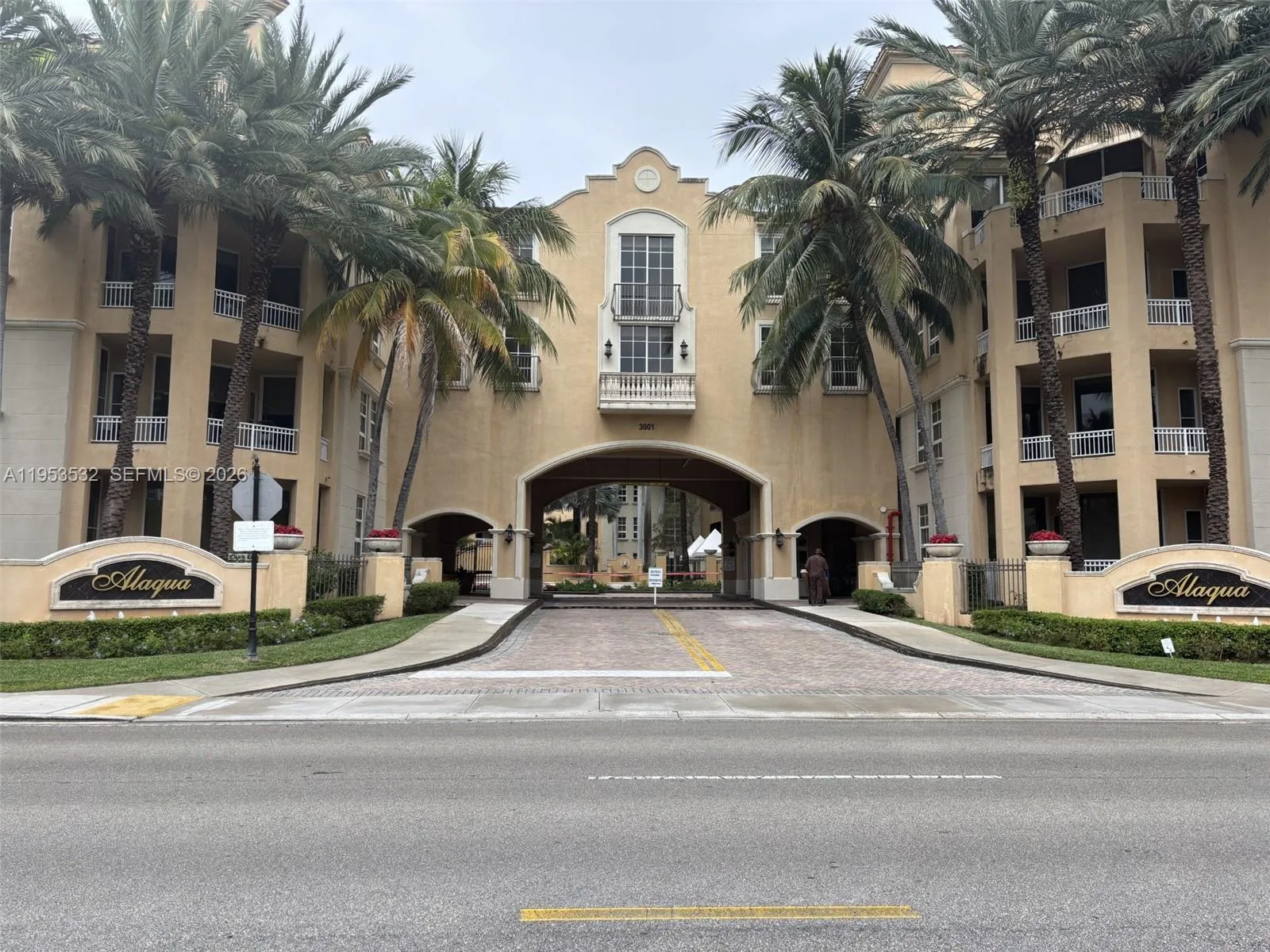 3001 NE 185th St # 119, Aventura, FL 33180 photo 2