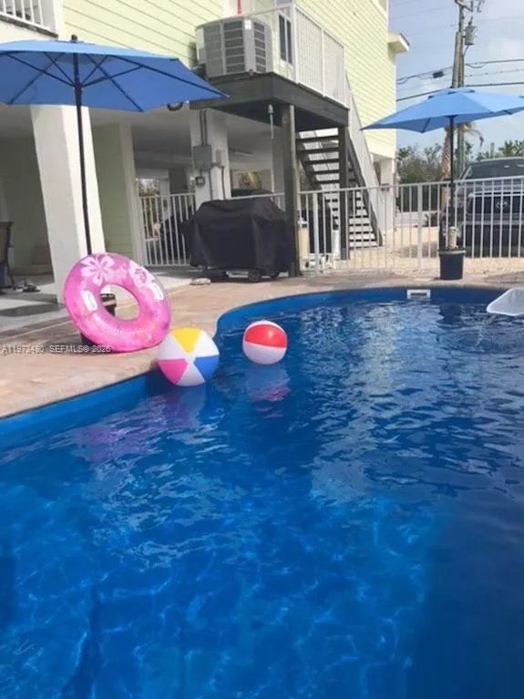 227 Sombrero Beach Rd, Marathon, FL 33050 photo 5