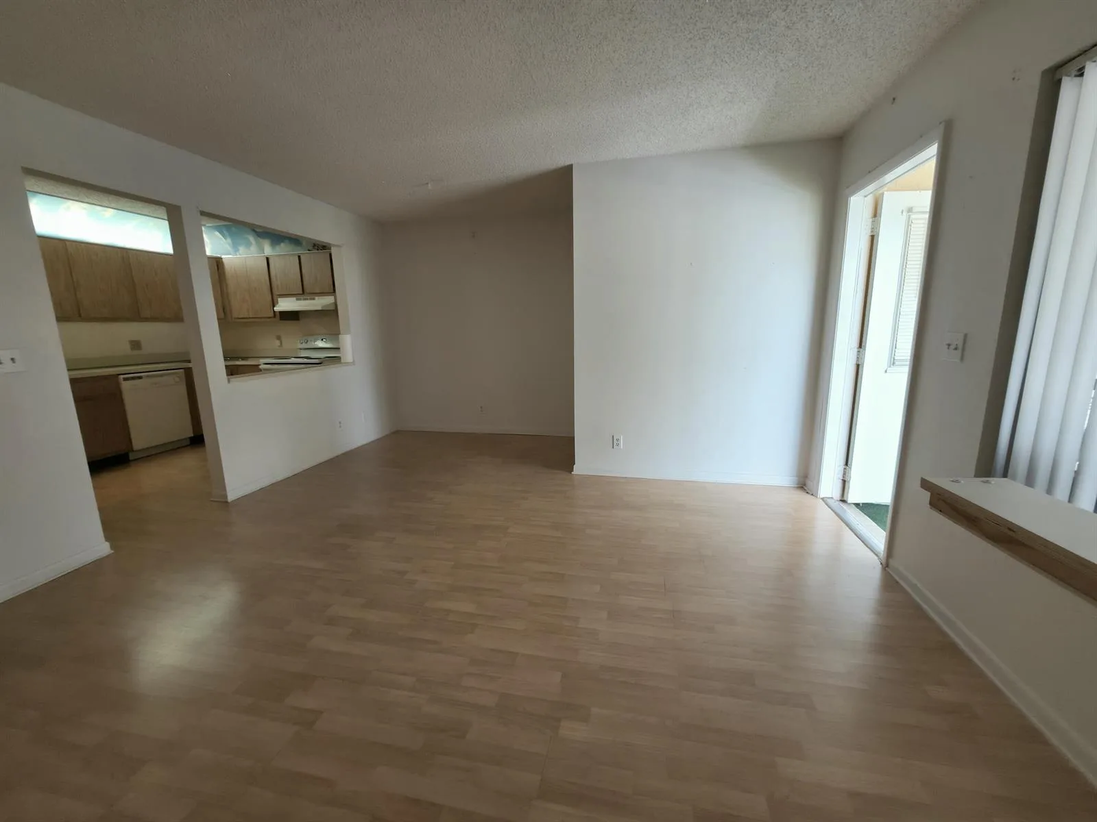 425 Pine Glen Lane # A-2, FL 33463 photo 2
