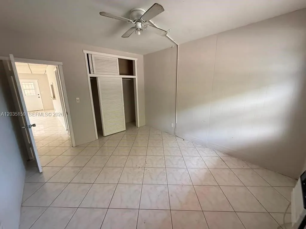 2917 Plunkett St # 15C, Hollywood, FL 33020