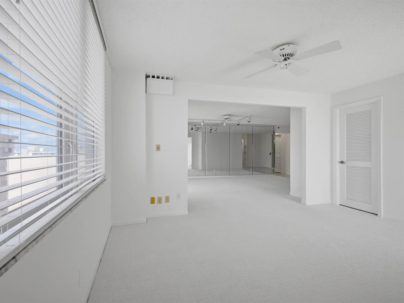 3215 S Ocean Boulevard # 911, Highland Beach, FL 33487 photo 8
