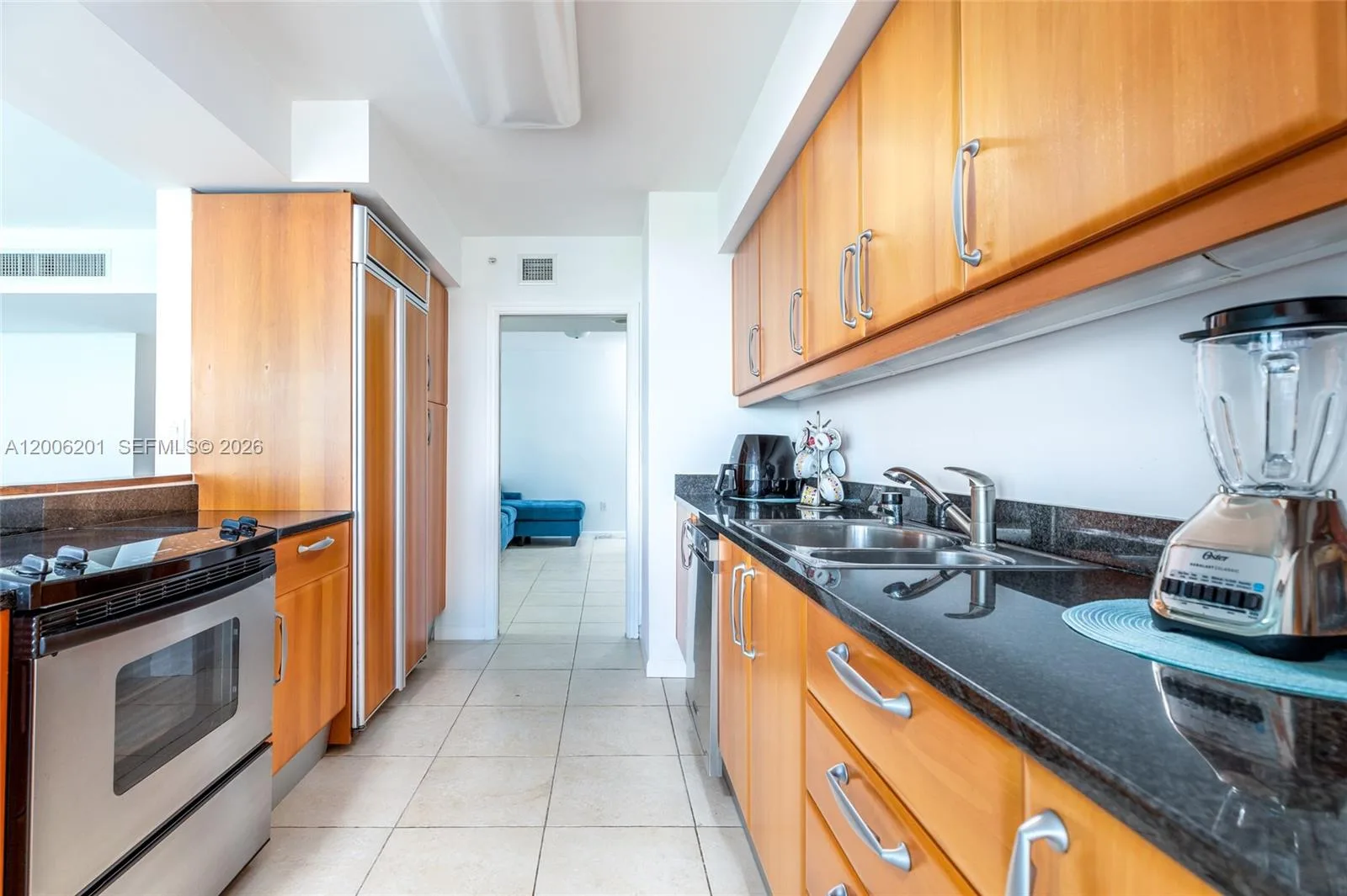 16500 Collins Ave # 655, Sunny Isles Beach, FL 33160 photo 12