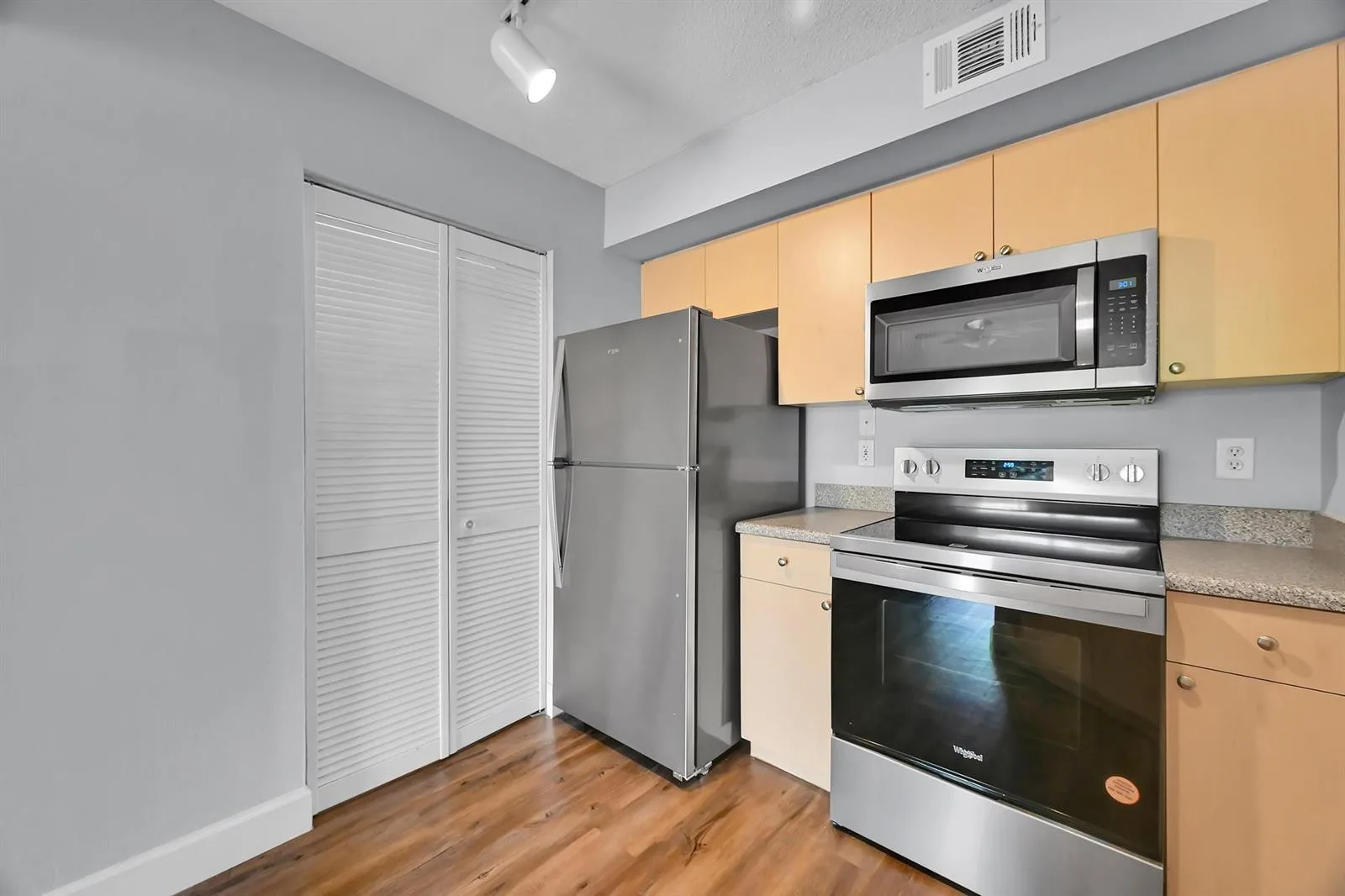 3740 NW Adriatic Lane # 305, Jensen Beach, FL 34957 photo 4