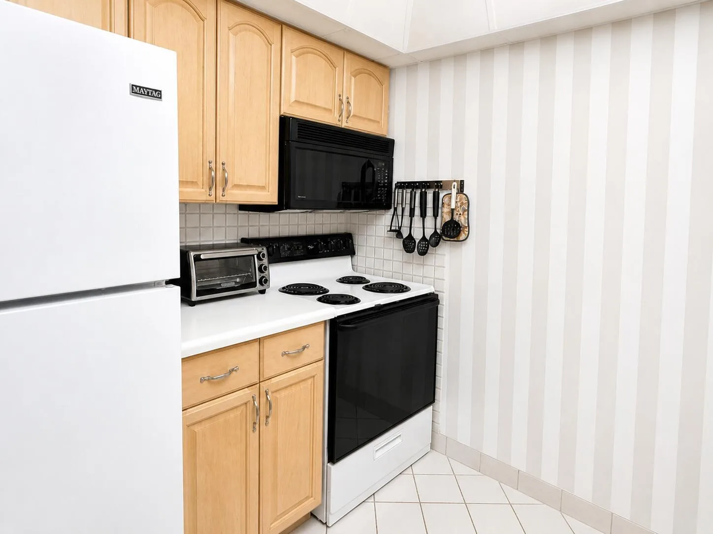 4501 S Ocean Boulevard # D4, South Palm Beach, FL 33480 photo 11