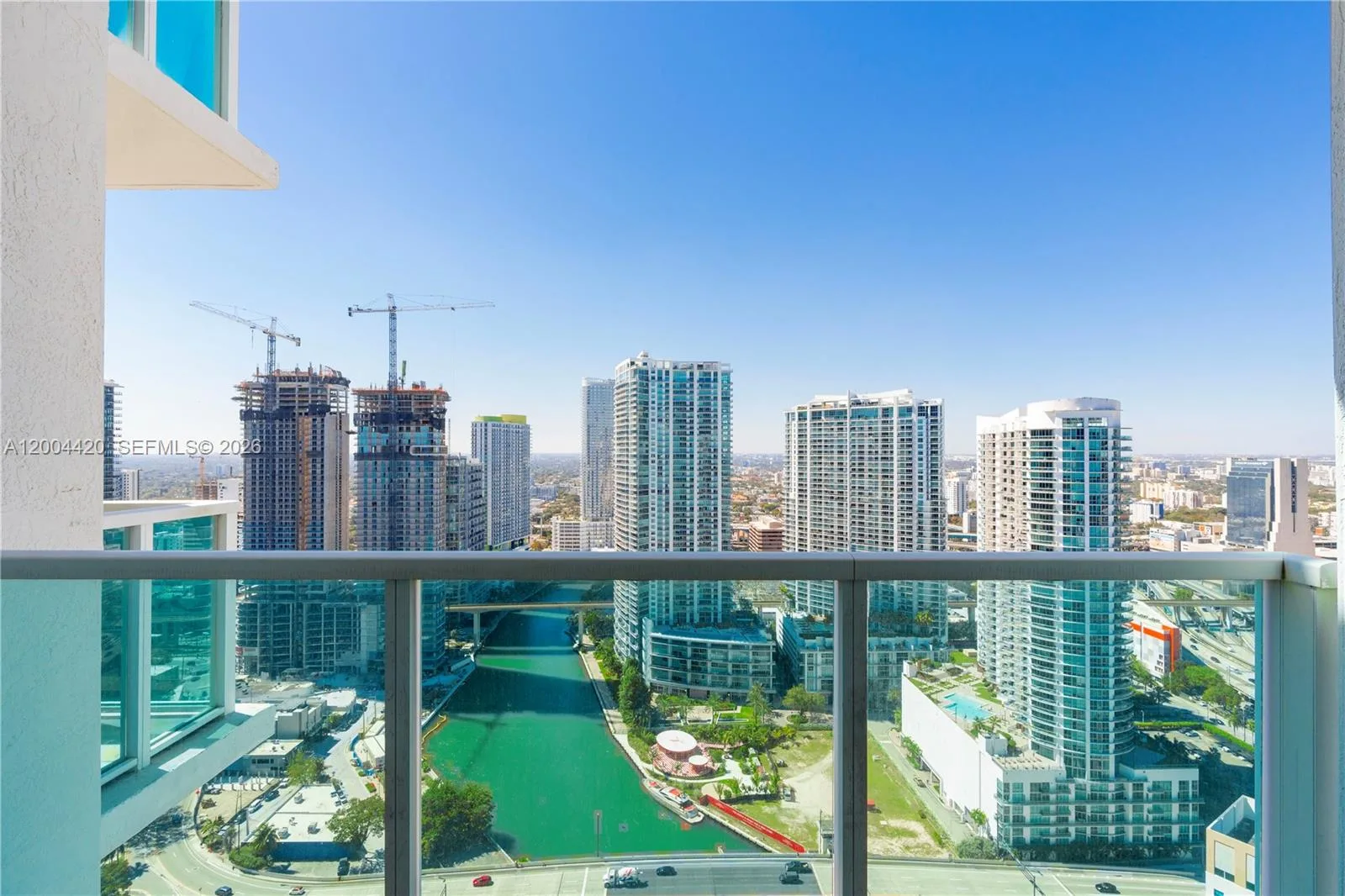 31 SE 5th St # 4121, Miami, FL 33131 photo 10