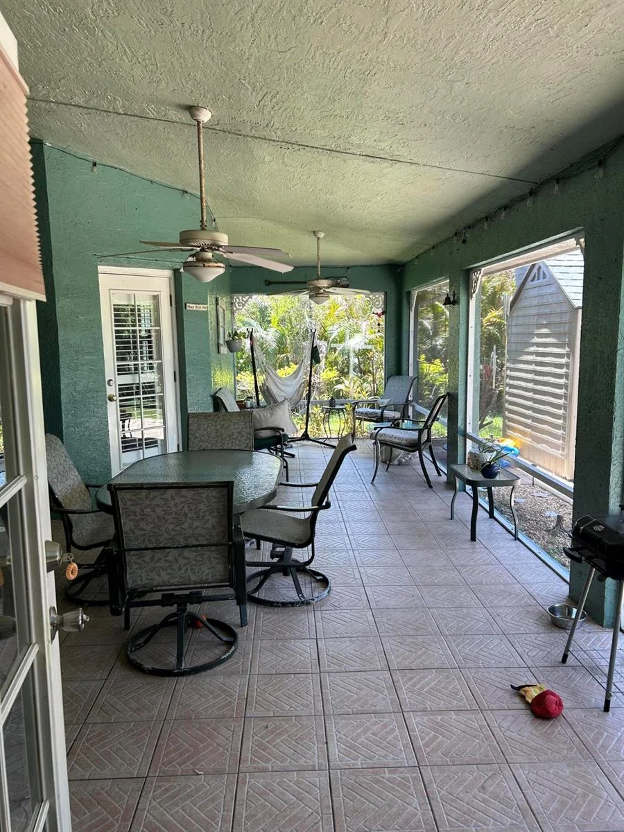2301 SE Mariola Avenue SE, Port St. Lucie, FL 34952 photo 4