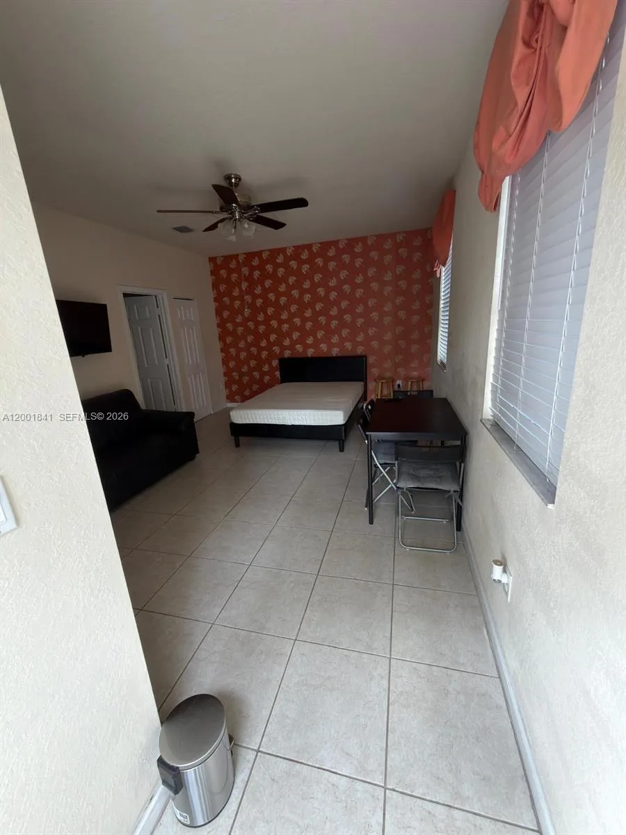 16961 SW 90th Ter # Studio, Miami, FL 33196 photo 2