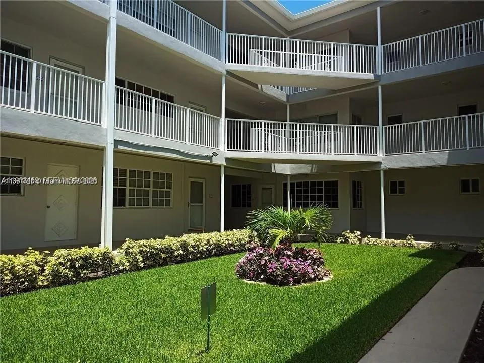 462 Golden Isles Dr # 202, Hallandale Beach, FL 33009 photo 4