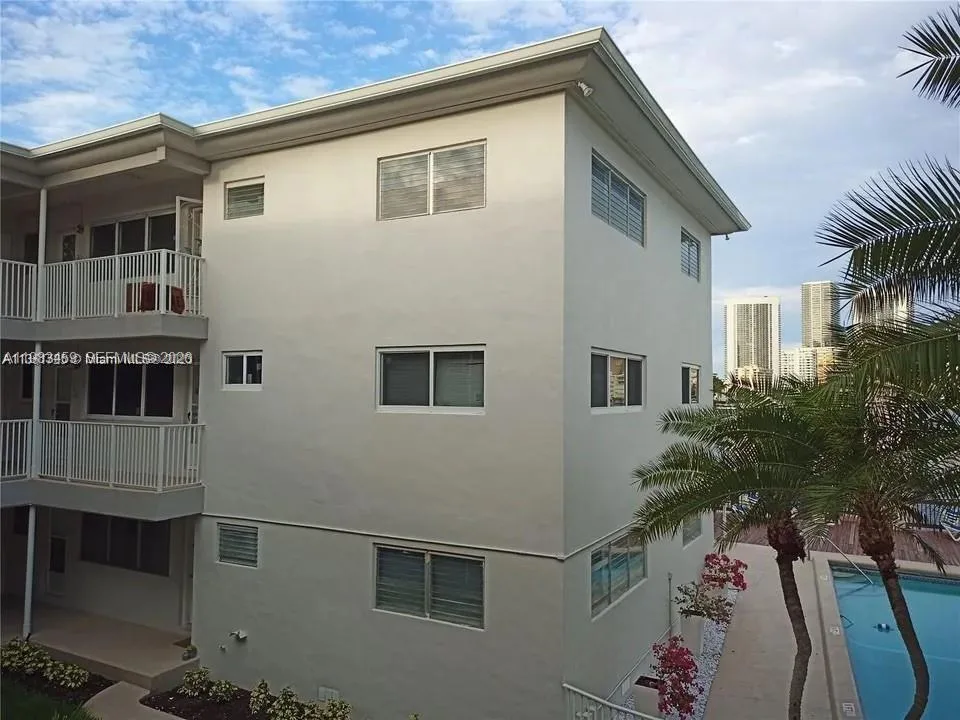 462 Golden Isles Dr # 202, Hallandale Beach, FL 33009 photo 5