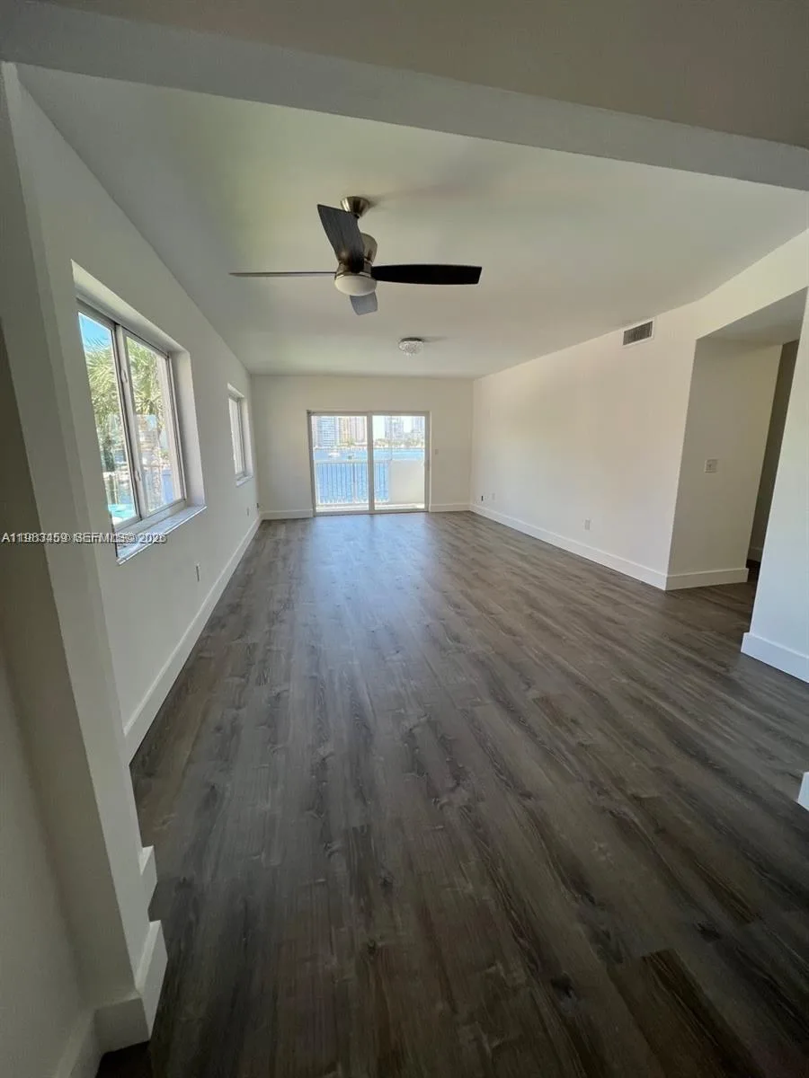462 Golden Isles Dr # 202, Hallandale Beach, FL 33009 photo 8