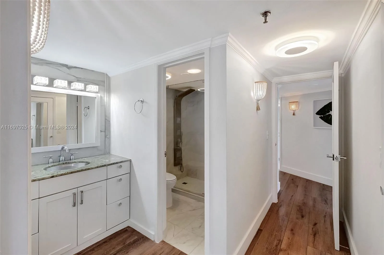 2401 Collins Ave # 1902, Miami Beach, FL 33140 photo 11