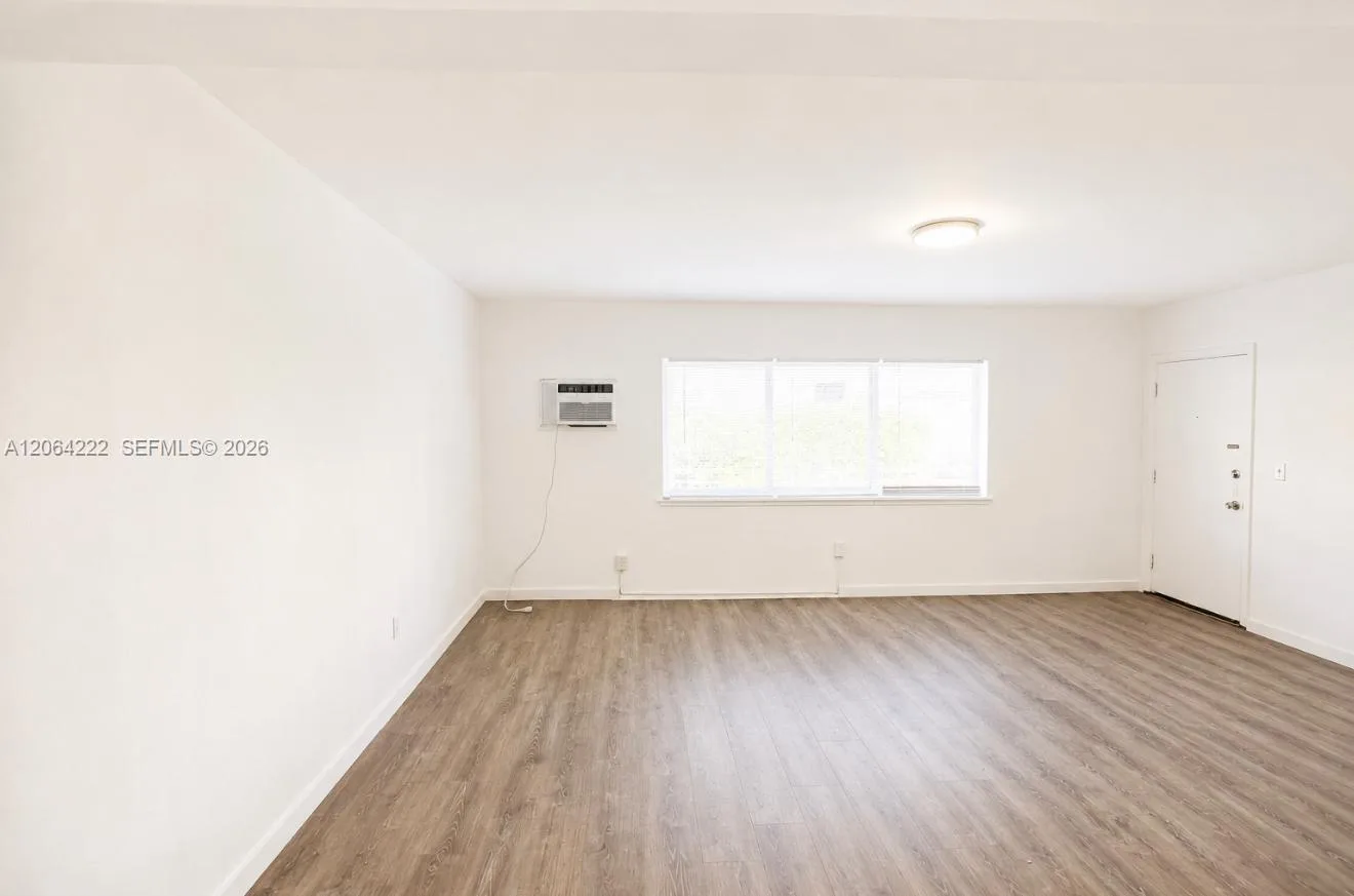 7600 Dickens Ave # 2, Miami Beach, FL 33141 photo 2