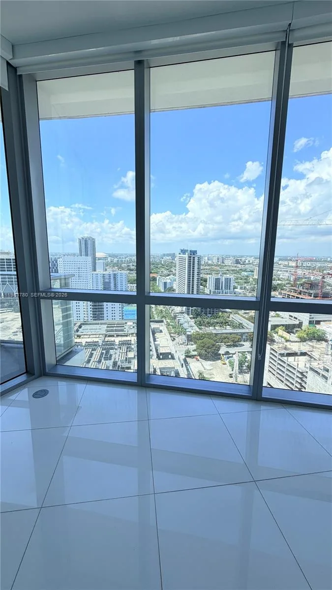 851 NE 1st Ave # 2504, Miami, FL 33132 photo 11