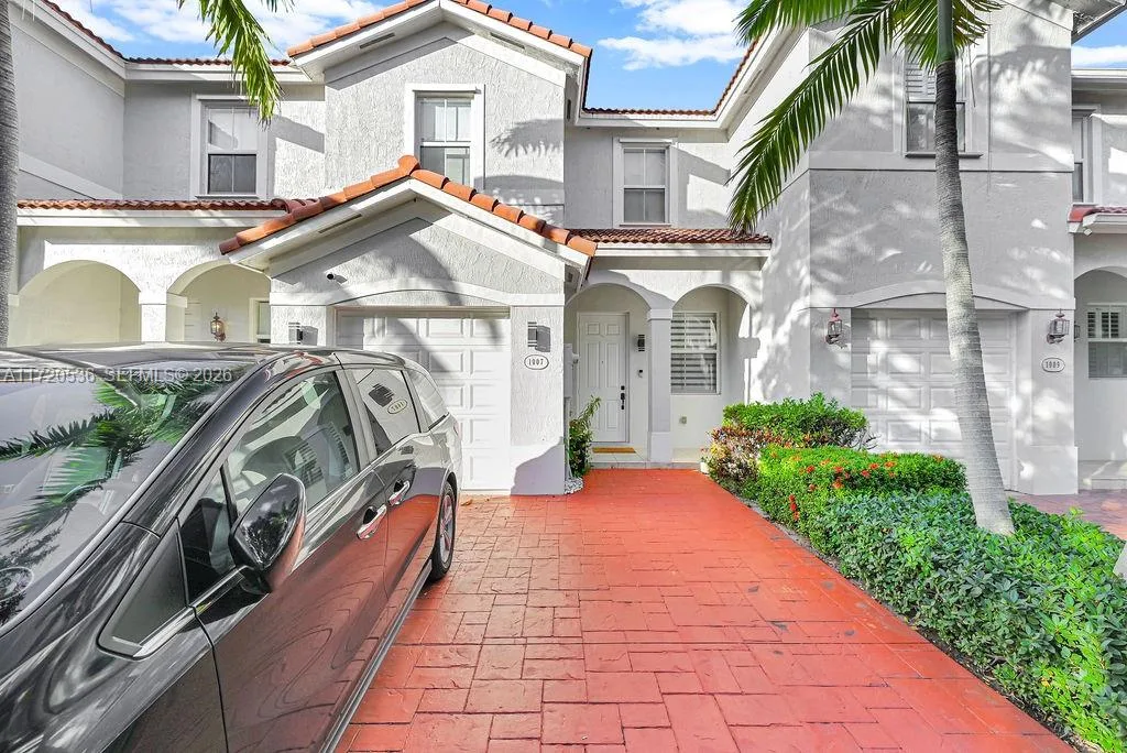 1007 NE 208th St # 1007, Miami, FL 33179 photo 5