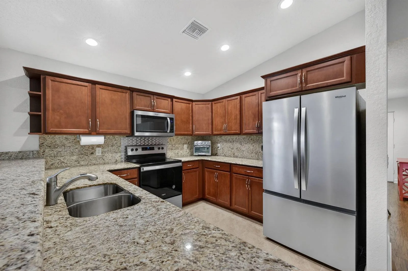 6456 Alemendra Street, Fort Pierce, FL 34951 photo 4