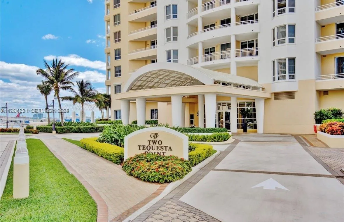 808 Brickell Key Dr # 3007, Miami, FL 33131 photo 4