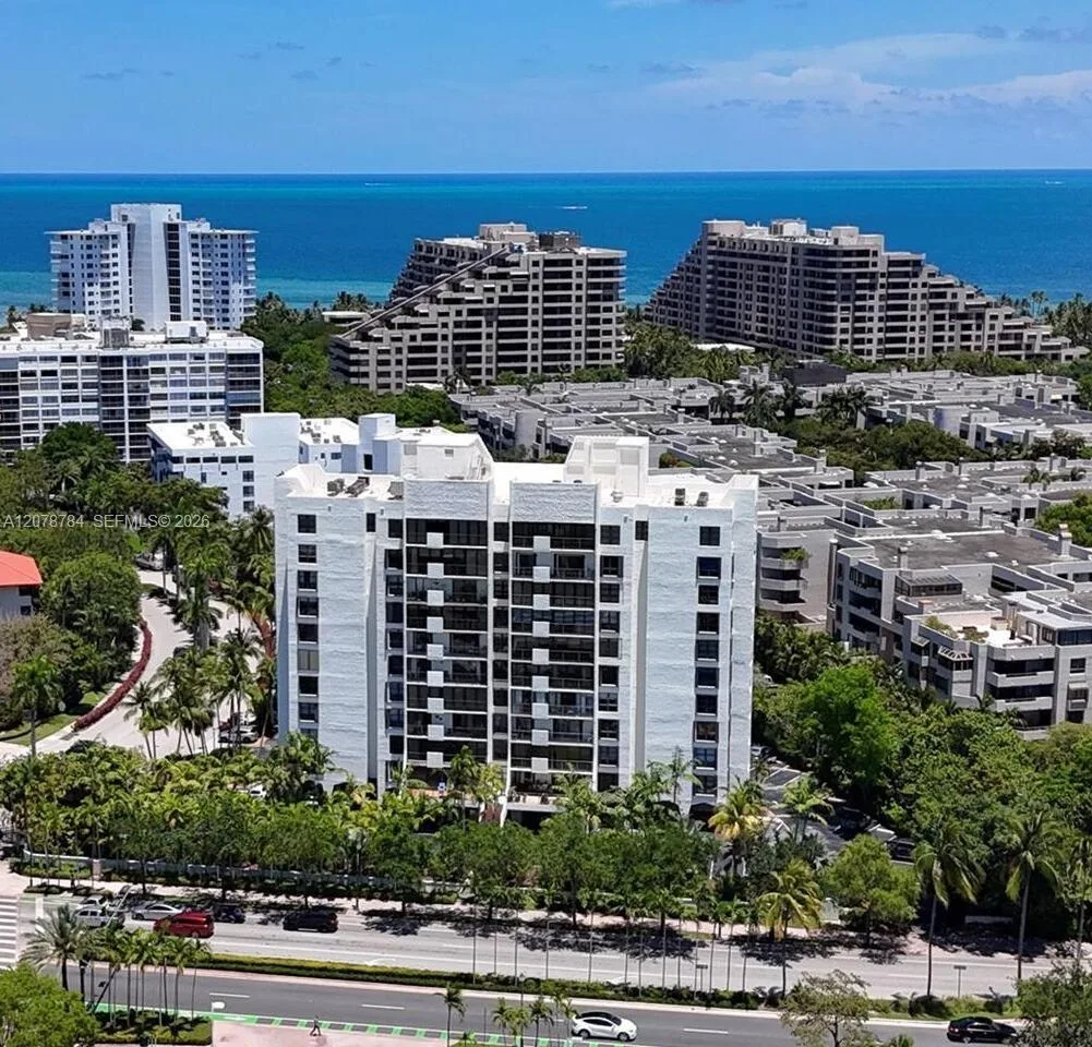 77 Crandon Blvd # 5C, Key Biscayne, FL 33149 photo 2