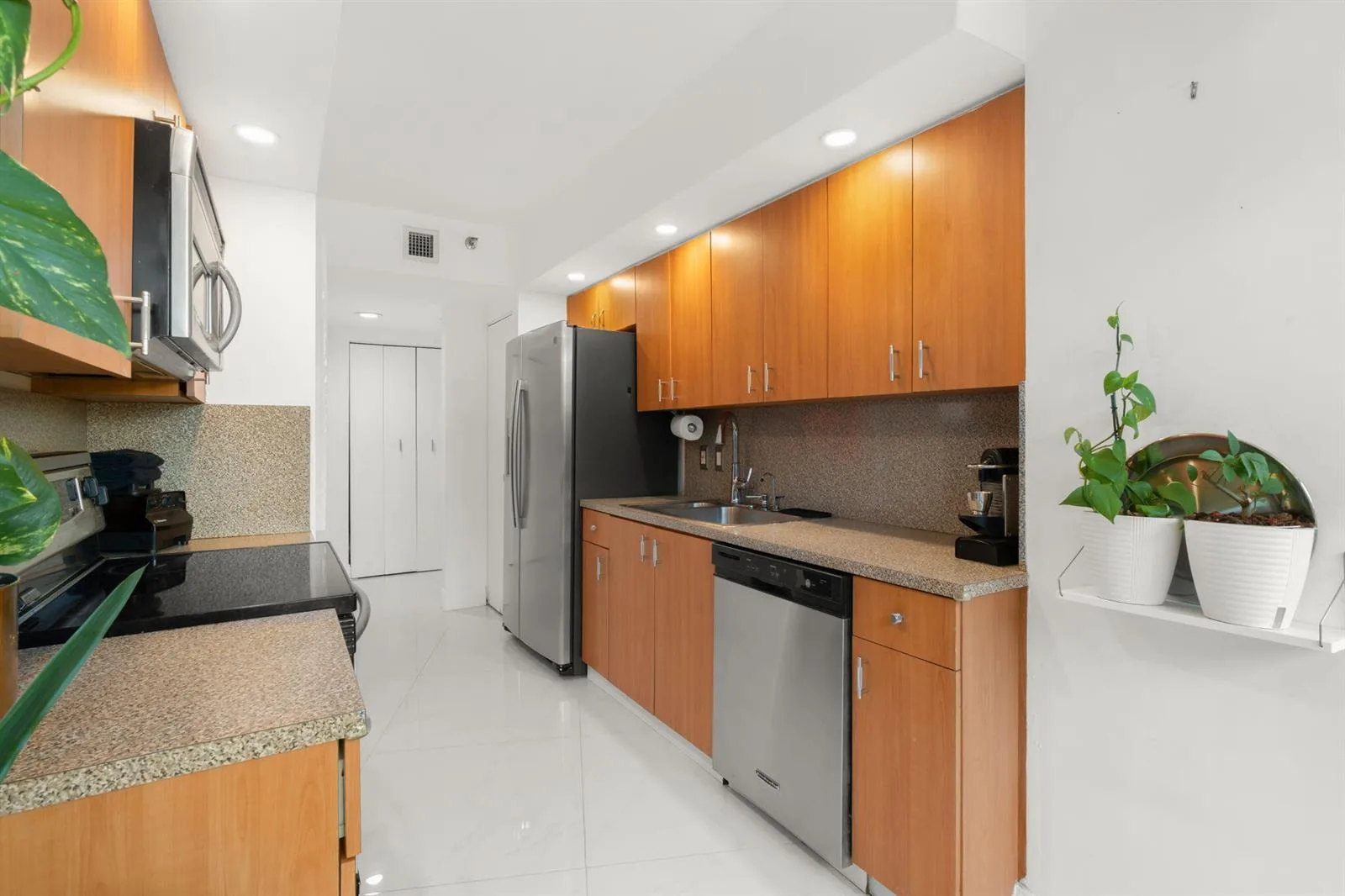 1000 Island Boulevard # 305, Aventura, FL 33160 photo 6