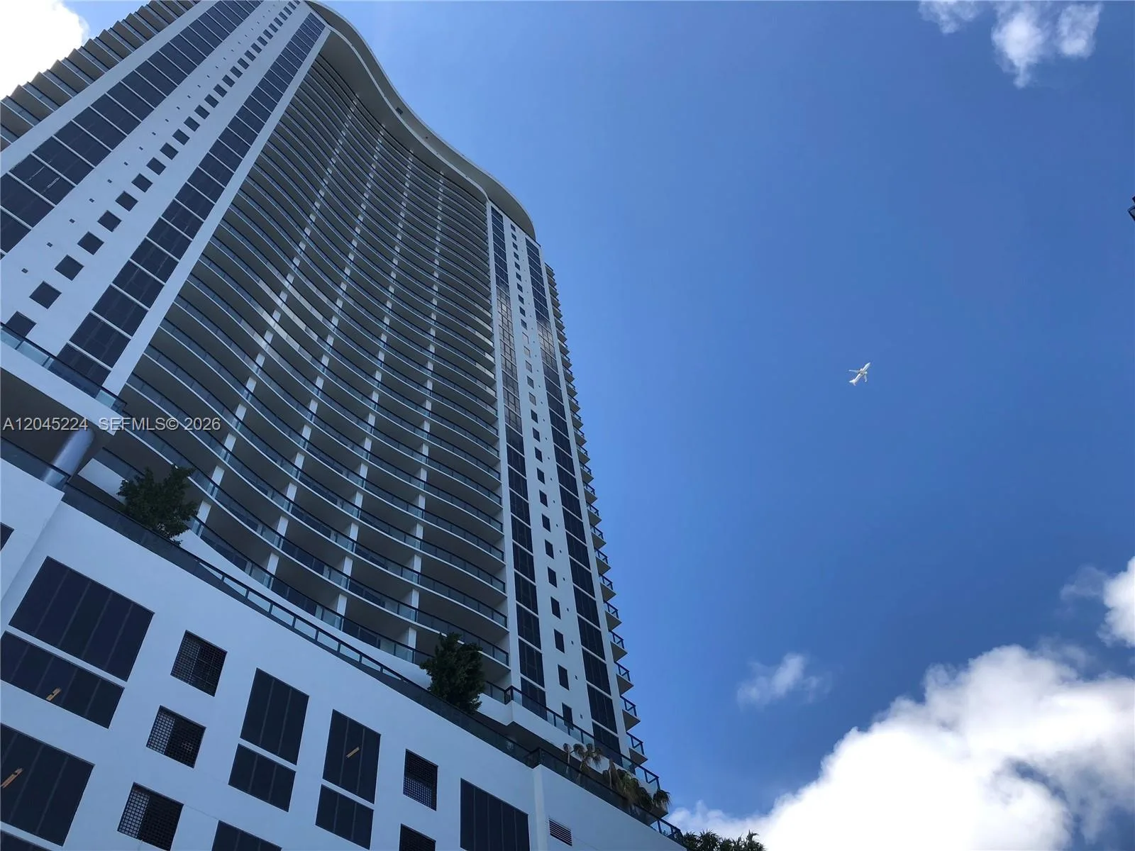 1600 NE 1st Ave # 1210, Miami, FL 33132